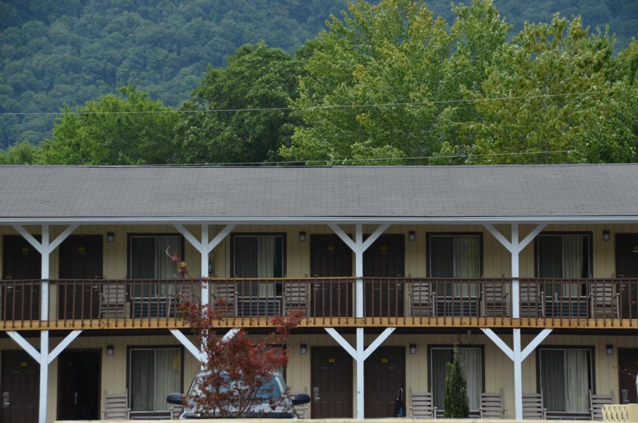 Travelowes Motel - Maggie Valley Eksteriør billede