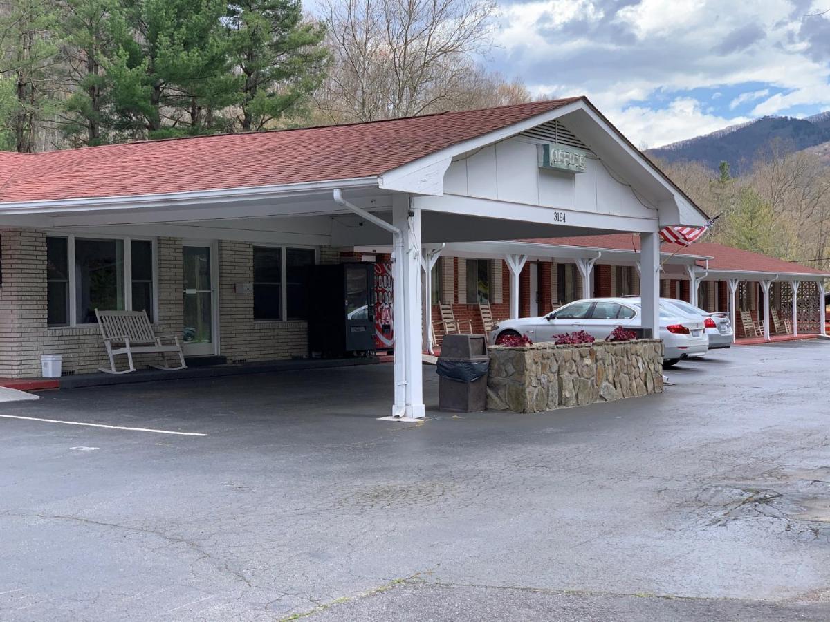 Travelowes Motel - Maggie Valley Eksteriør billede