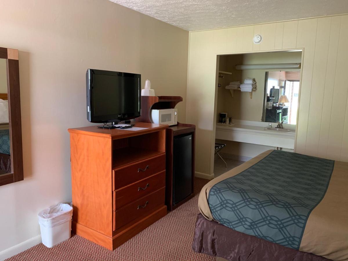 Travelowes Motel - Maggie Valley Eksteriør billede